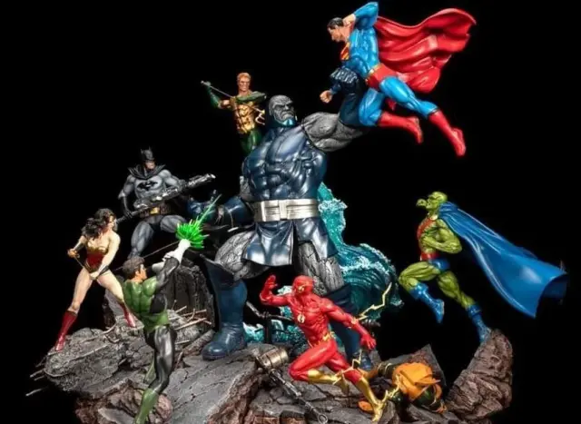 Diorama da Liga da Justiça impresso em 3D